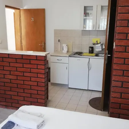 Apartments&rooms Sb