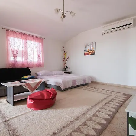 Apartment Apartments&rooms Sb Neum
