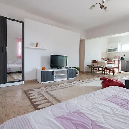 Apartment Apartments&rooms Sb Neum