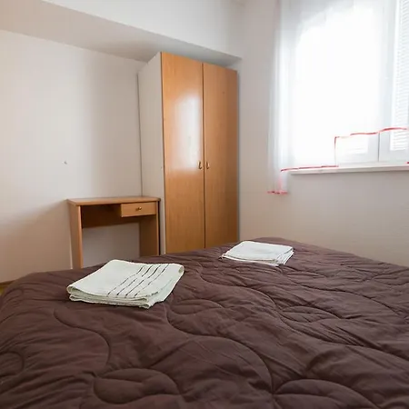 Apartment Apartments&rooms Sb Neum